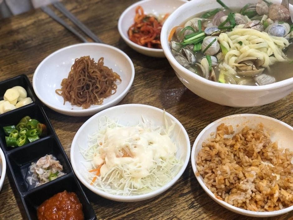 경기도_평택시_유박사칼국수_음식3