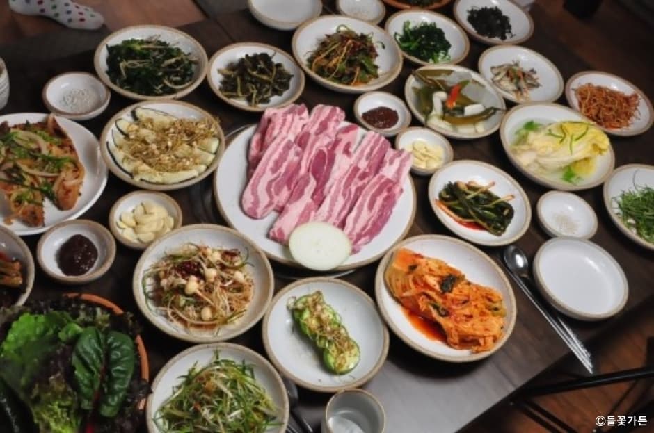이운성_강원도_홍천군_들꽃가든_음식