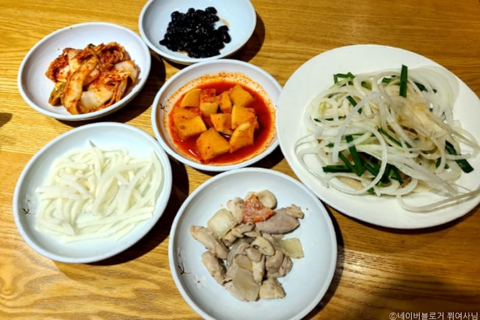 서울_용산구_이촌동면옥직영점_상차림