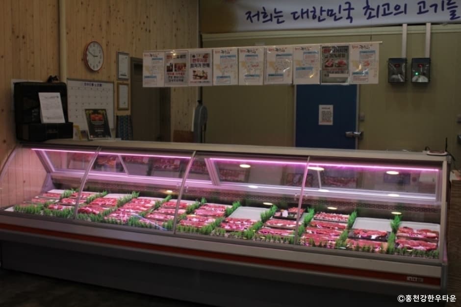 이운성_강원도_홍천군_홍천강한우타운_음식2