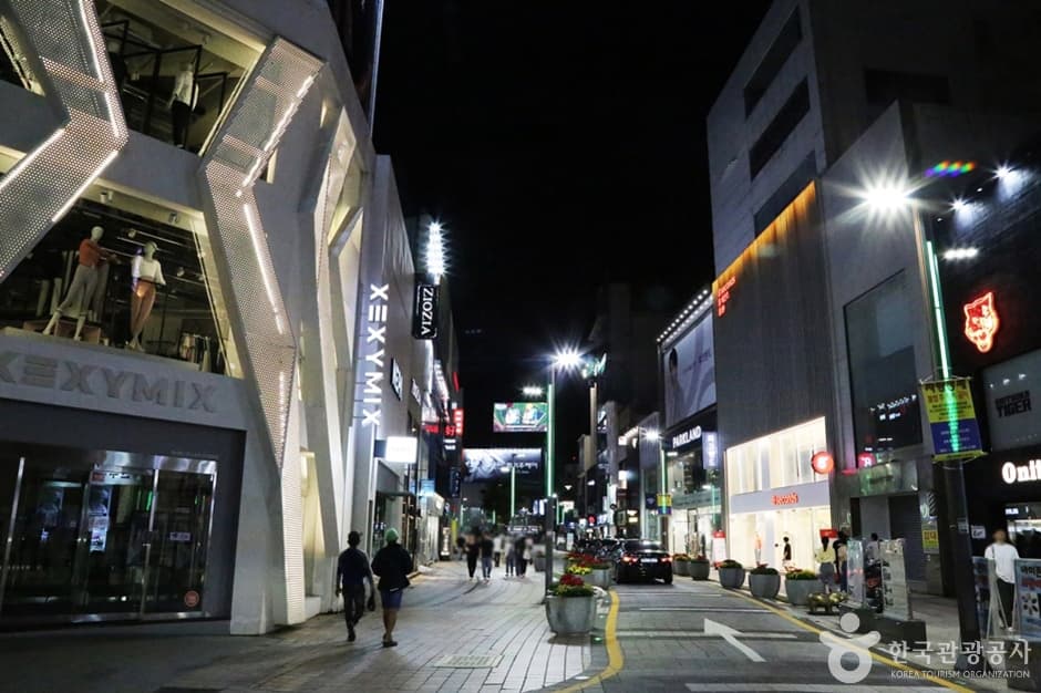 A03454_부산_중구_광복로문화패션거리 (4)