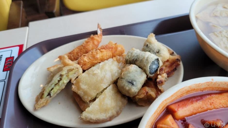 경기도_광명시_선릉매운트럭떡볶이_튀김