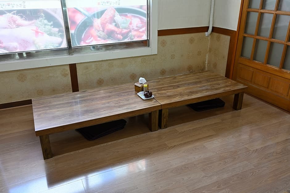 부산광역시_동래구_동래삼계탕_실내3