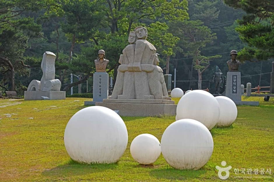 예당호 조각공원 (4)