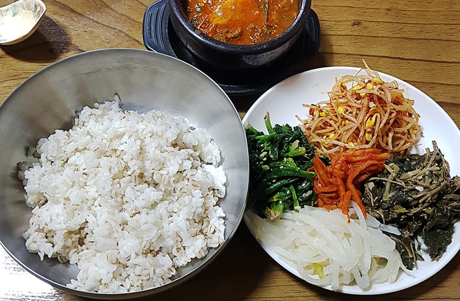 강원도_화천군_뽀야네식당_보리밥