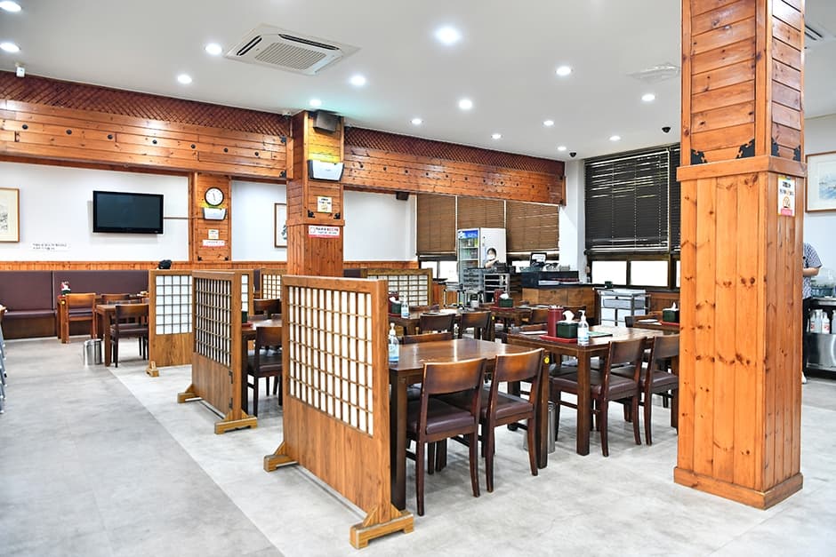 전라북도_전주시_한국관본점_내부 1