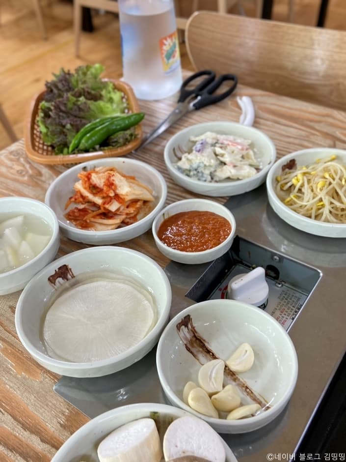 경기도_용인시_서울식당_기본차림