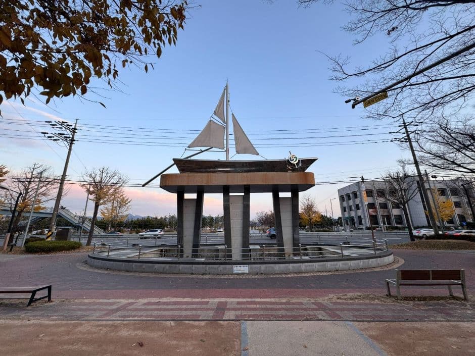 임항선 그린웨이_전경1 분수대