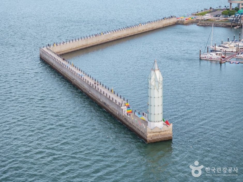 통영_도남항 동방파제 등대 (6)