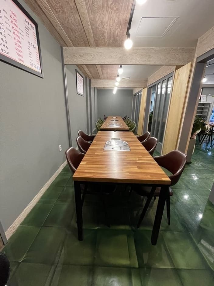 충남_계룡시_내일또오리_내부_1