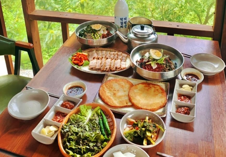 강원도_홍천_금수강산막국수_수육