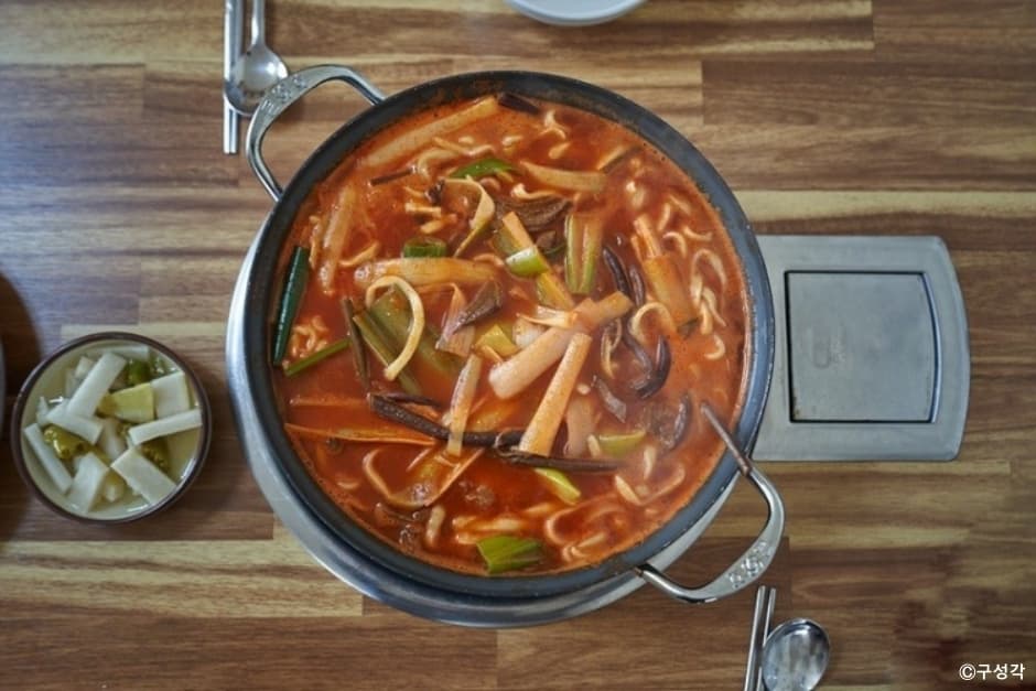 경기도_가평군_구성각_육개장칼국수