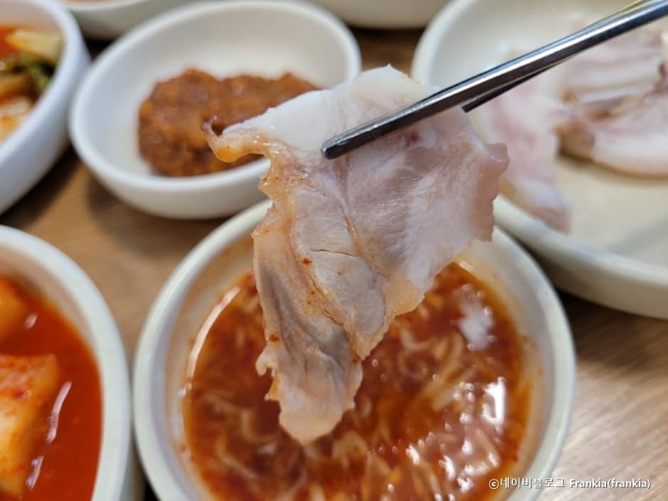경기도_수원시_명가네순대국_머릿고기