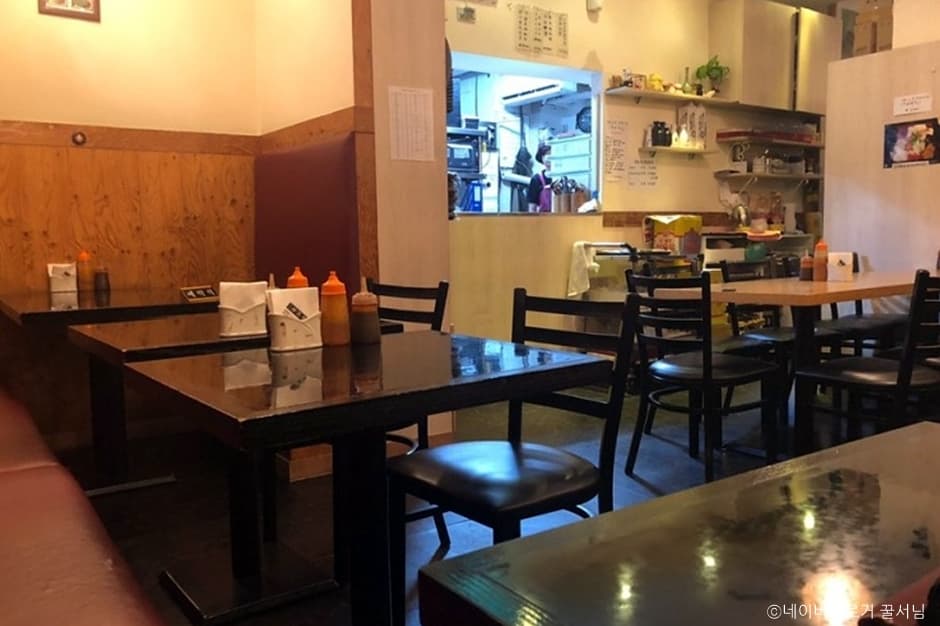 서울_용산구_스즈란테이_내부1