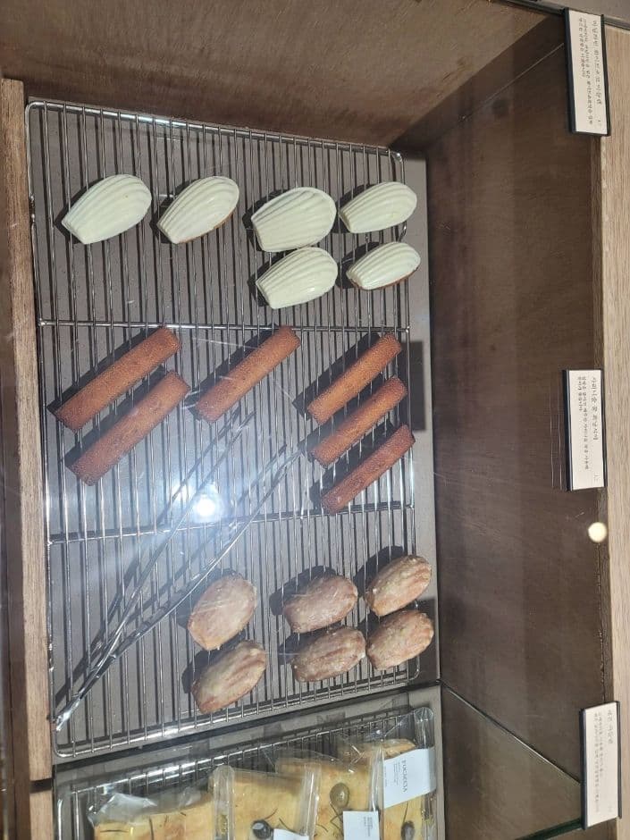 카페진정성_빵