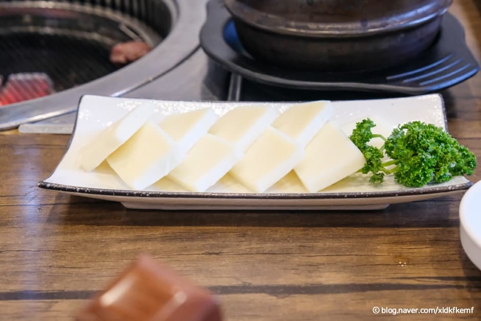 충남_예산군_양지한우타운식당_음식_4