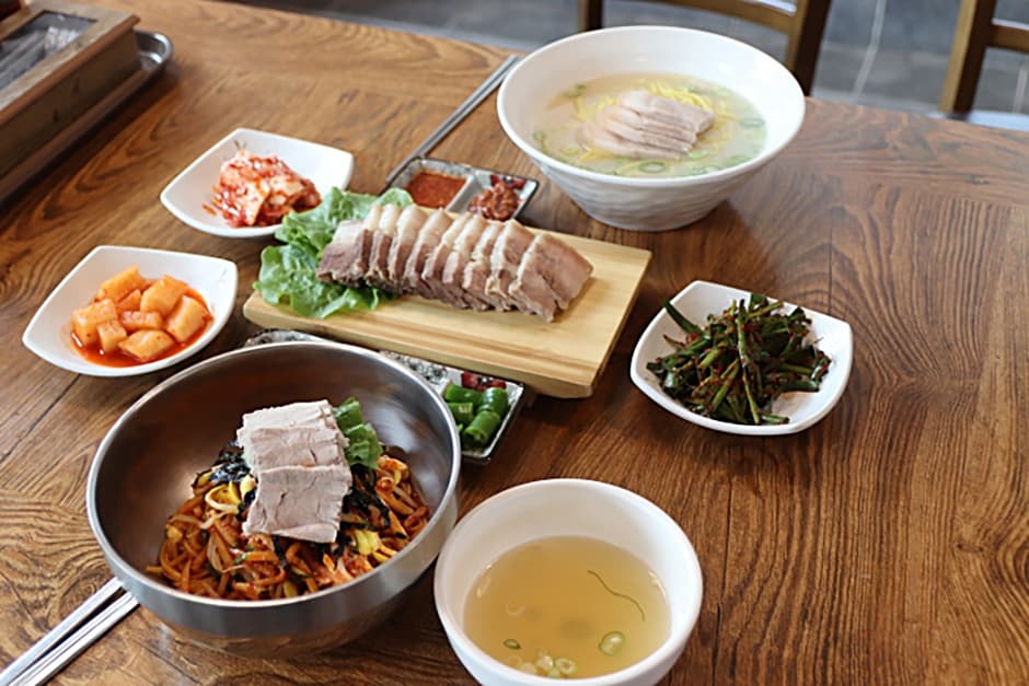 제주_서귀포시_앙끄레국수_메뉴 (2)