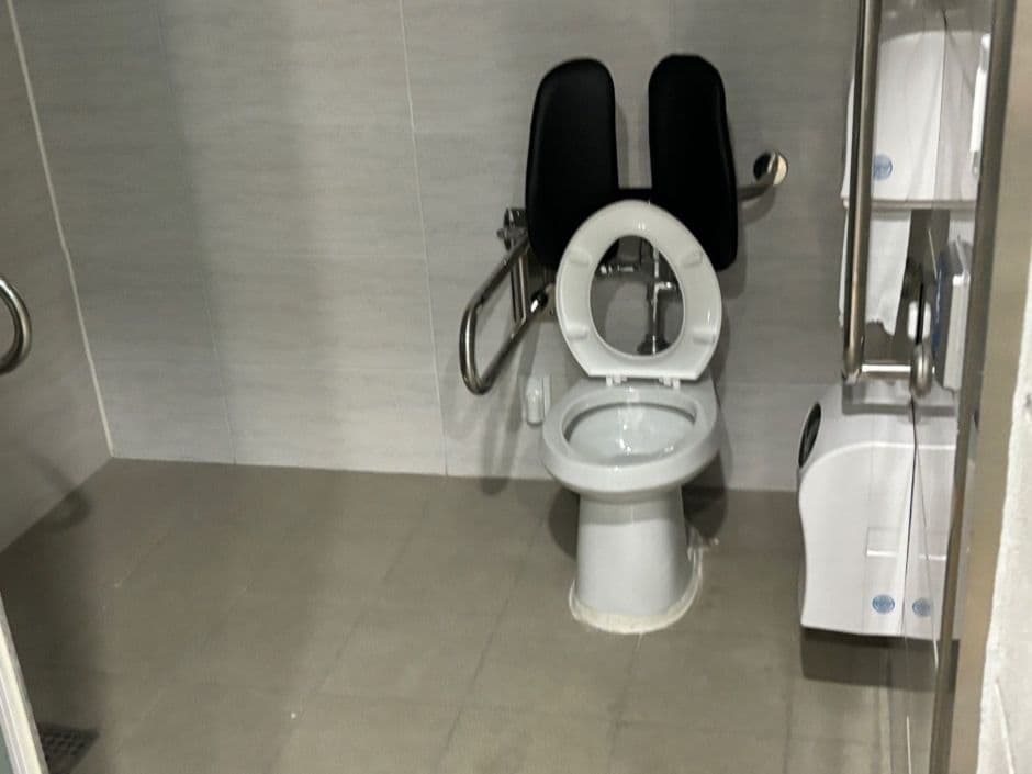 인천업사이클에코센터_장애인화장실 높이