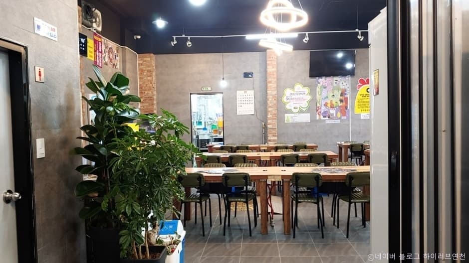 경기도_연천군_동막골숯불닭갈비_실내