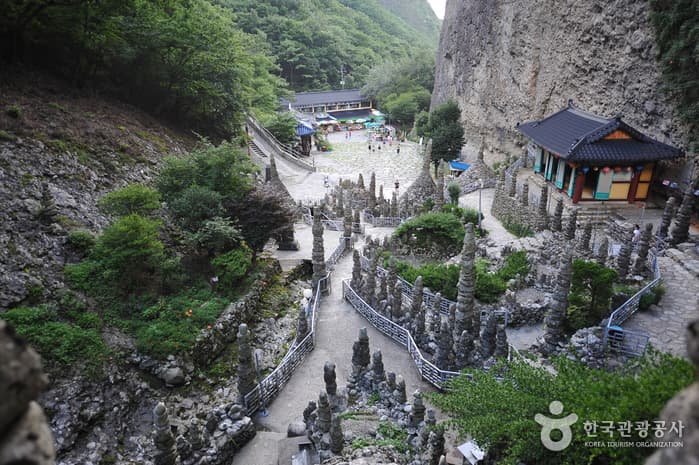Tapsa Temple (마이산 탑사)