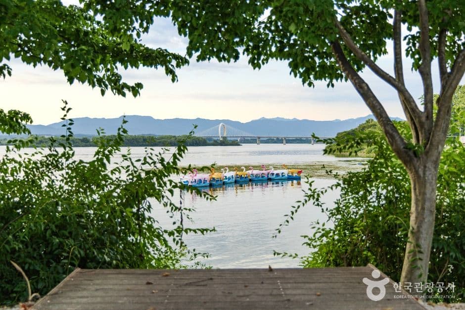 춘천_춘천시 수변공원 (1)