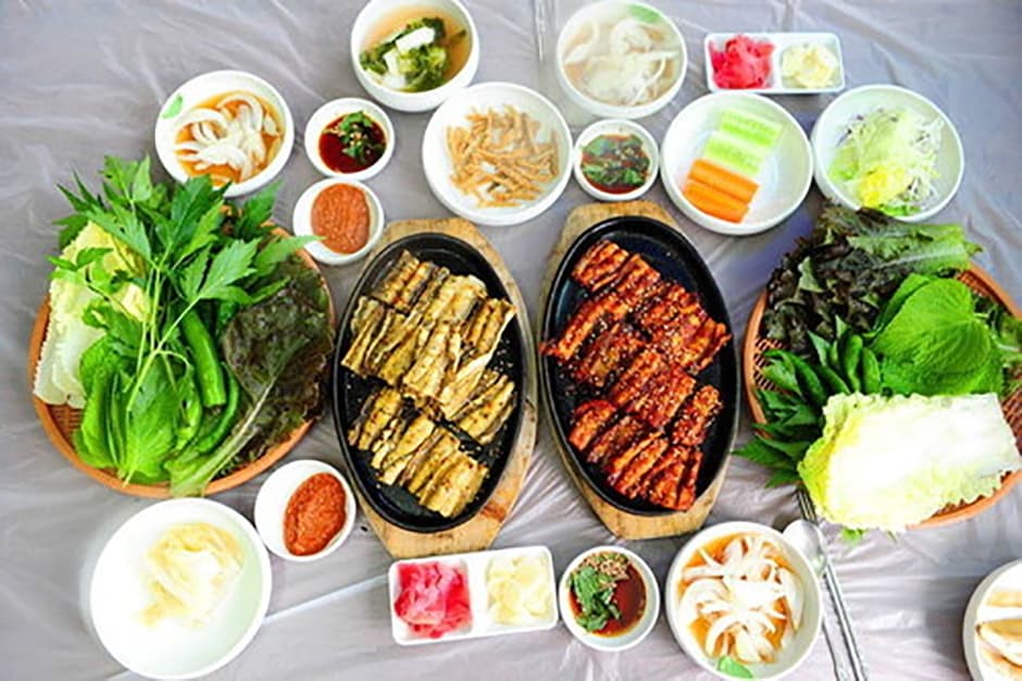 경상남도_창원시_가포영도장어구이_음식