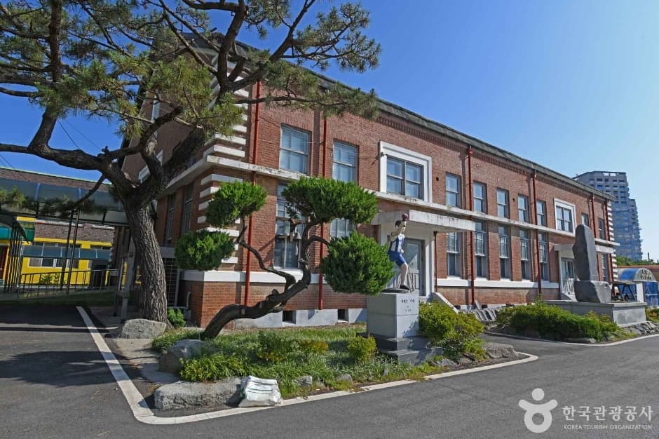 강경 중앙초등학교 강당 (6)