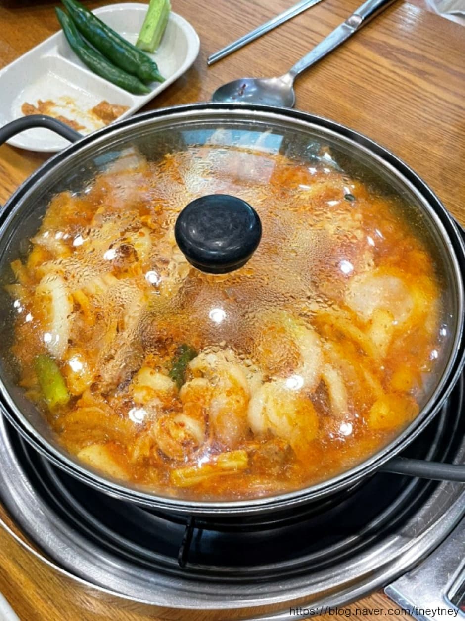 돼지집_두루치기