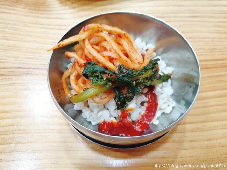 서운칼국수_보리밥