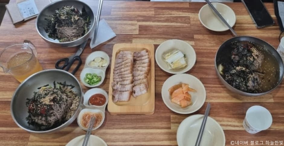 메밀촌막국수