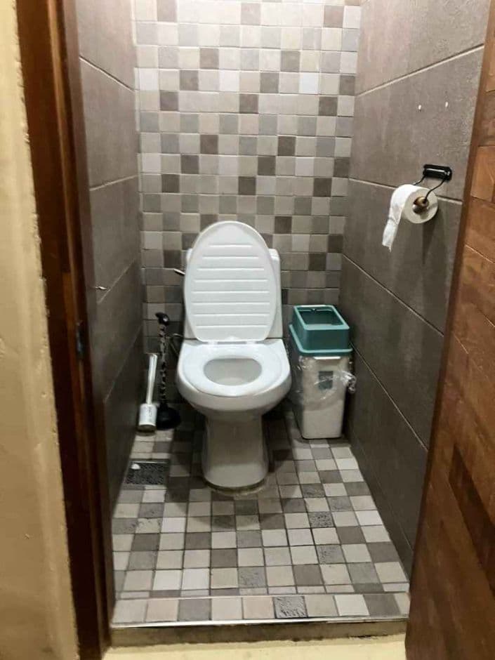 열두알우동집_화장실내부