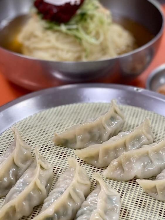 경북_경주시_밀면식당 본점_음식_1