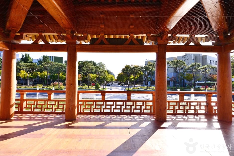 전북대학교 문회루 (9)