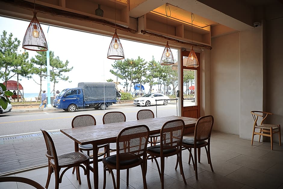 강원도_삼척시_카페얼_실내 (2)