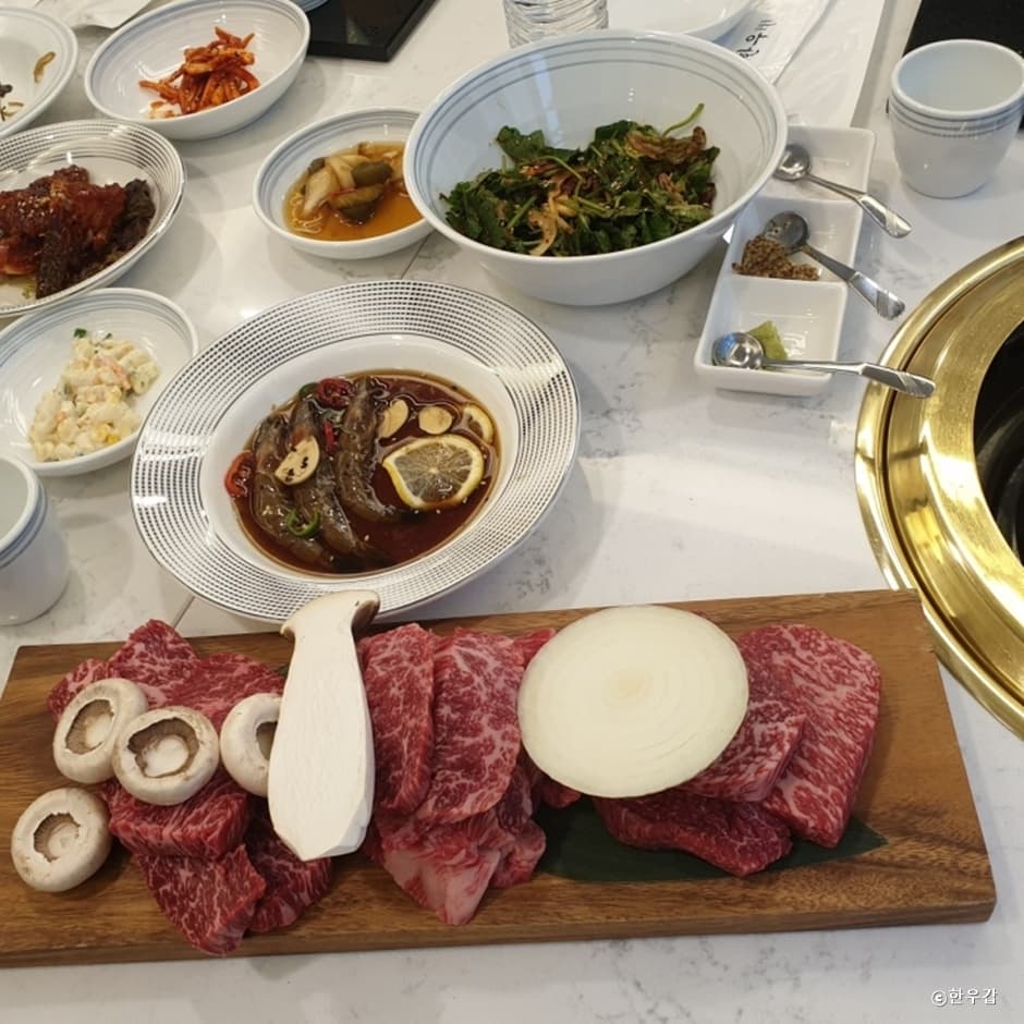 경기도_수원시_한우갑_메뉴