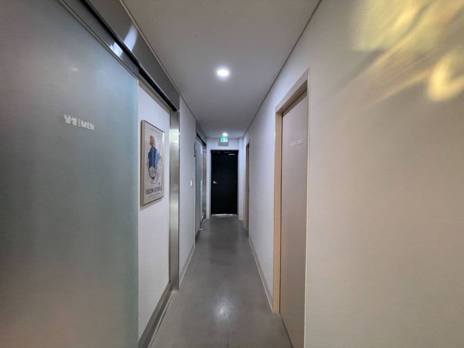 A.zel_화장실연결통로
