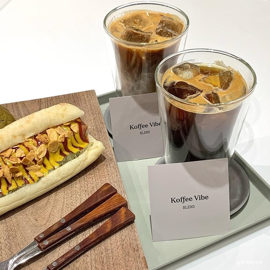 경기도_수원시_커피 바이브_커피와베이커리