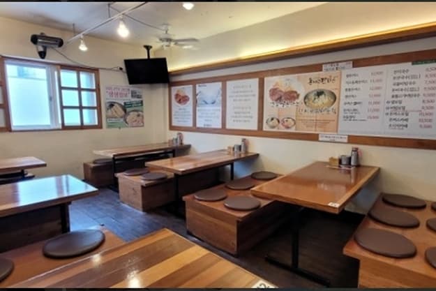 서울_용산구_돈까스잔치 동빙고점_내부전경사진2