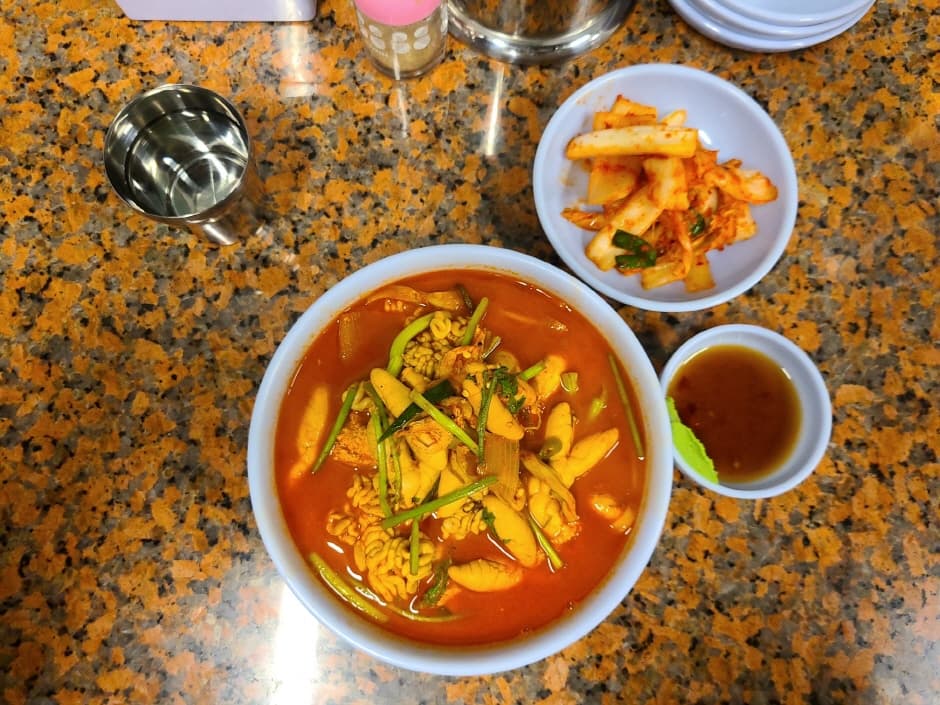 하니칼국수(7)